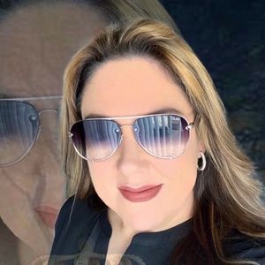 Quay Australia Women’s High Key Rimless Mini Aviator Sunglasses.